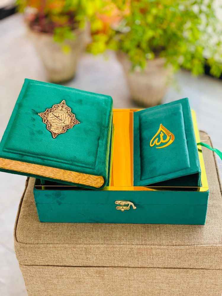Gift Velvet Quran e Pak Translation